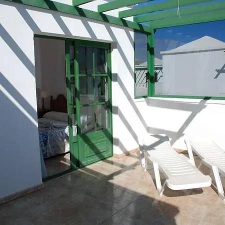 Puerto Del Carmen Sleeps 6 Pool Wifi Villa Puerto del Carmen