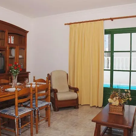 Puerto Del Carmen Sleeps 6 Pool Wifi Puerto del Carmen