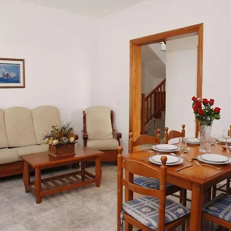 Puerto Del Carmen Sleeps 6 Pool Wifi